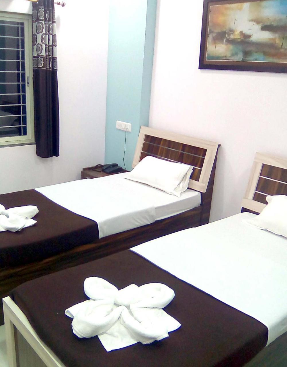 Kankavali Neelisha River Front Inn מראה חיצוני תמונה
